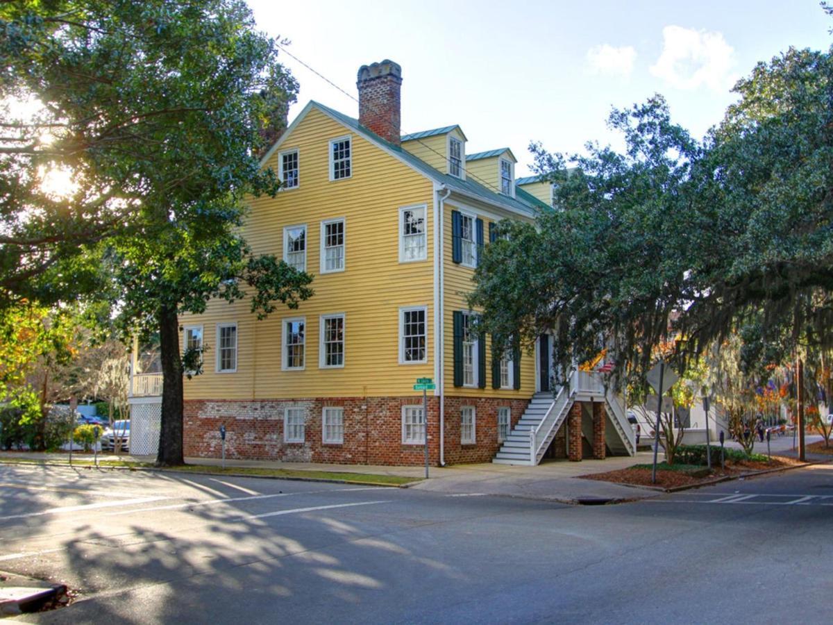 Bird Baldwin Parlor Villa Savannah Exterior photo